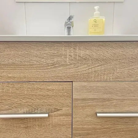 3 Habitaciones, Terraza Y A 200 Metros De La Playa Apartamento Málaga