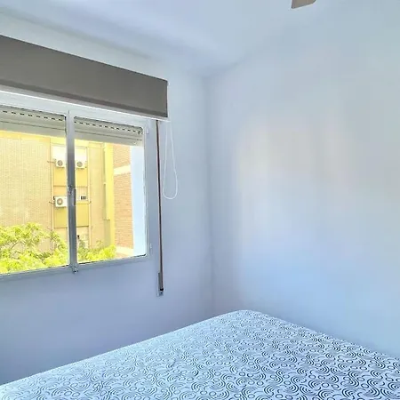 3 Habitaciones, Terraza Y A 200 Metros De La Playa Apartamento *