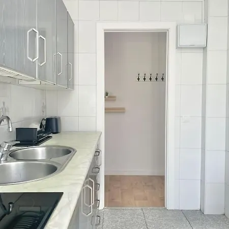 Apartamento 3 Habitaciones, Terraza Y A 200 Metros De La Playa *