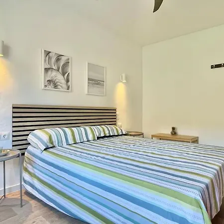 3 Habitaciones, Terraza Y A 200 Metros De La Playa Málaga